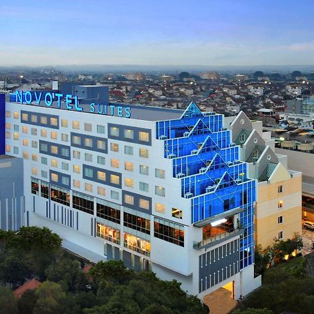 Novotel Suites Yogyakarta Malioboro Exterior photo