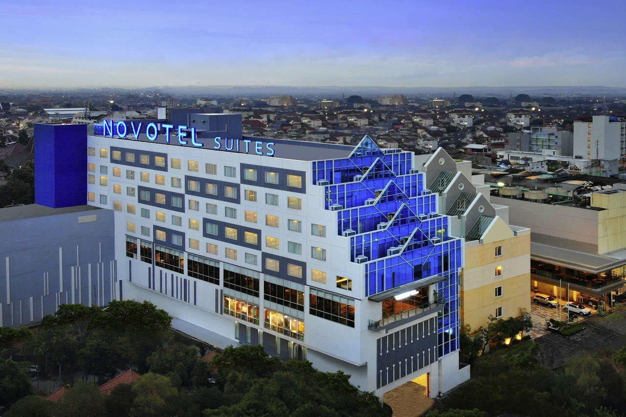 Novotel Suites Yogyakarta Malioboro Exterior photo