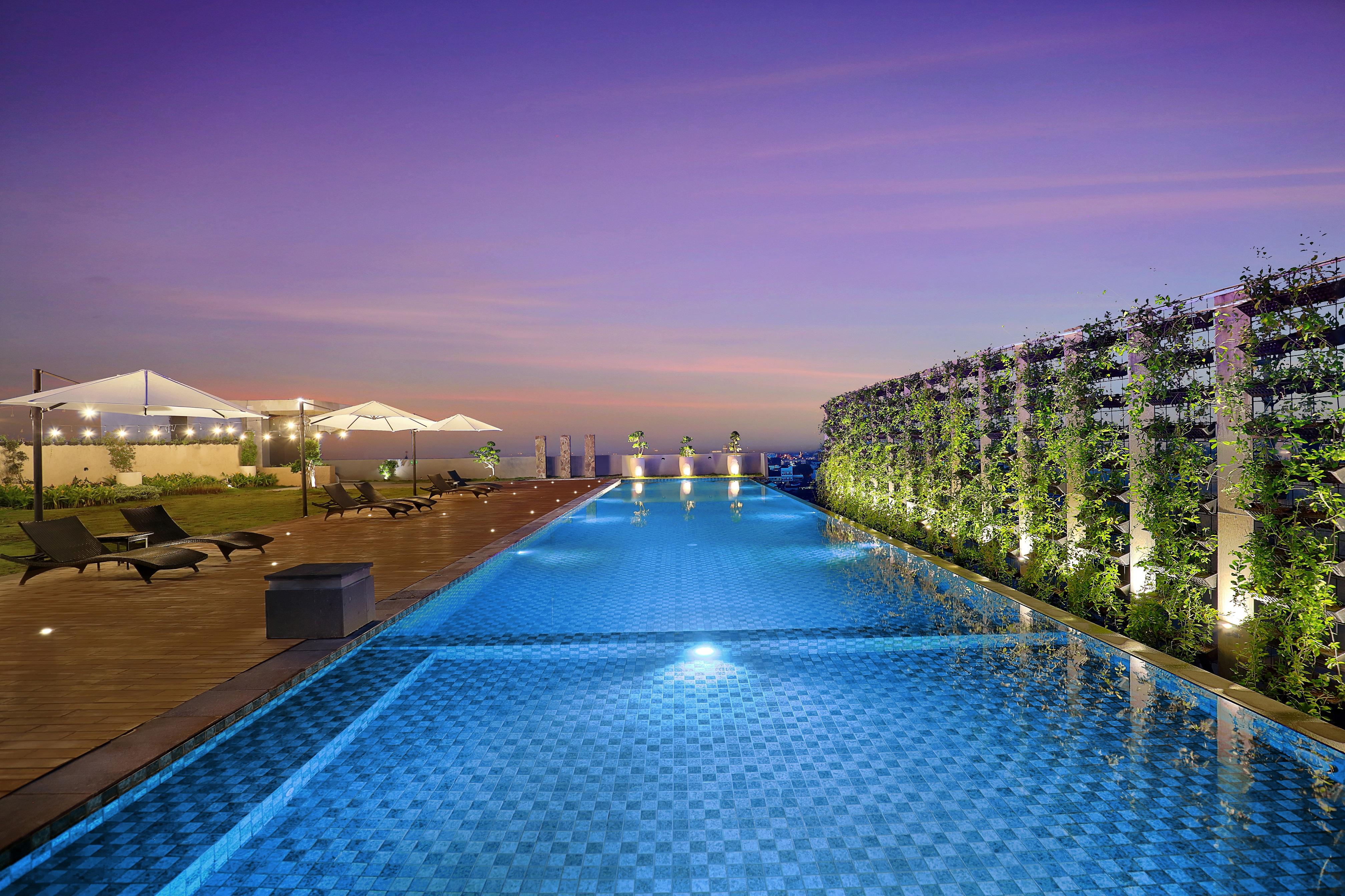 Novotel Suites Yogyakarta Malioboro Exterior photo