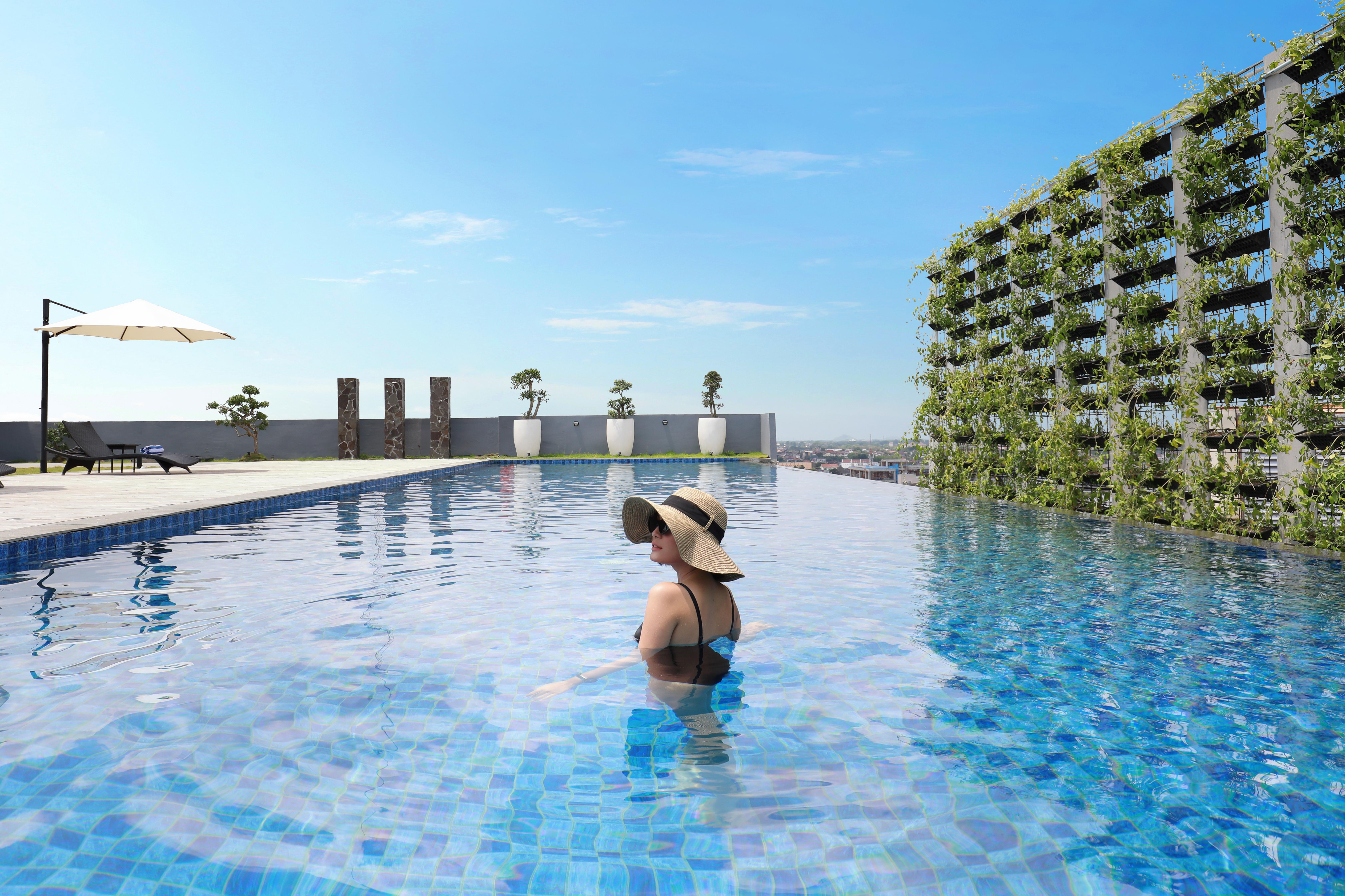 Novotel Suites Yogyakarta Malioboro Exterior photo