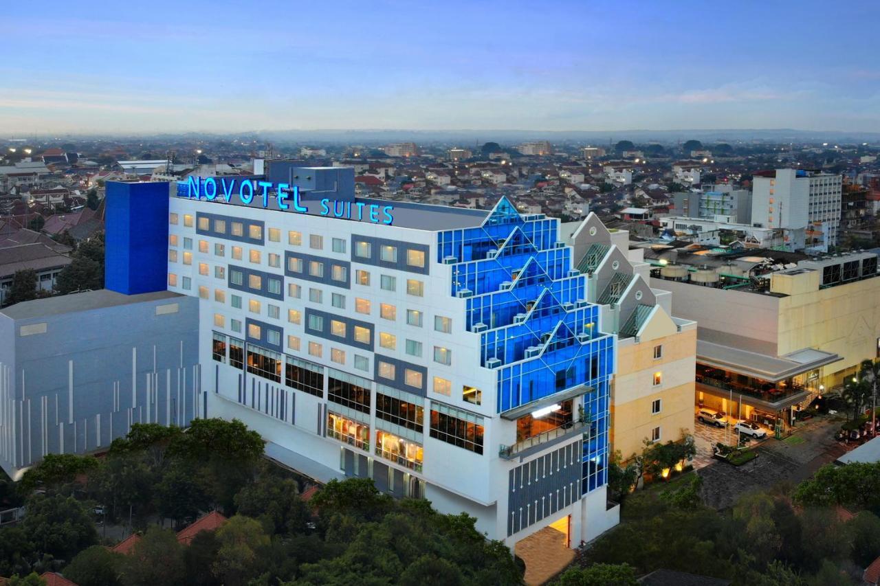 Novotel Suites Yogyakarta Malioboro Exterior photo